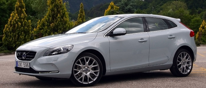 V40 D2 Momentum